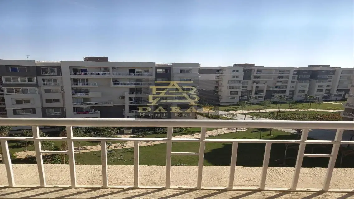 Luxurious Apartment in East Business Hub - Madinaty