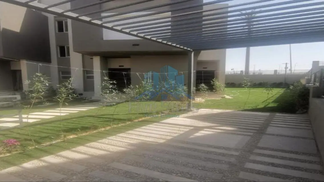 Luxurious Home for Sale with Private Pool and Garden