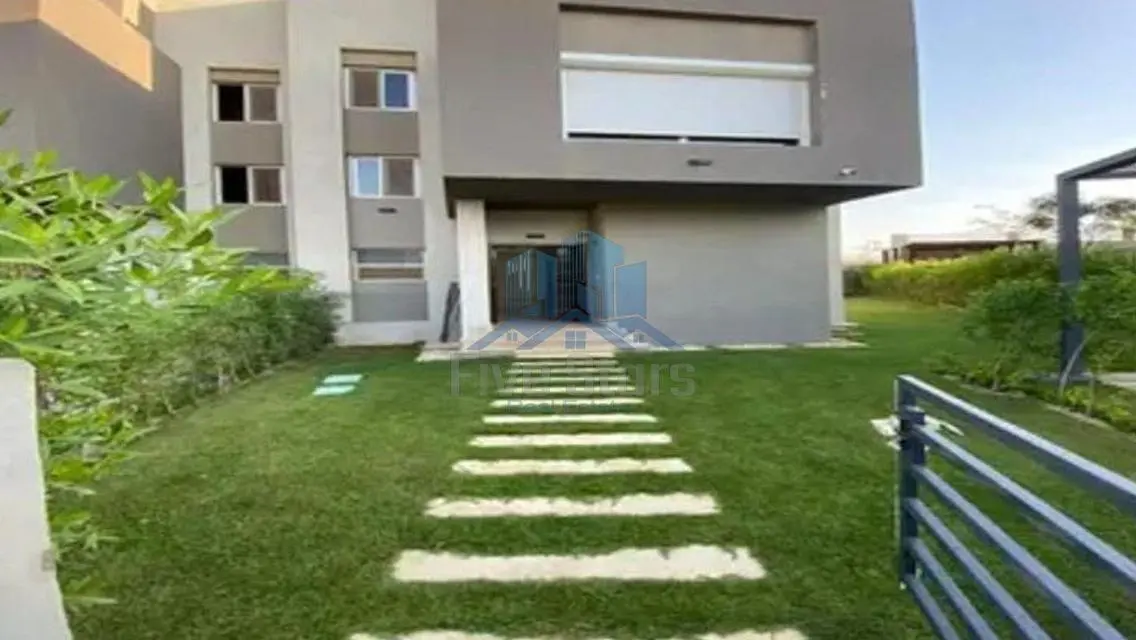 Luxurious Home for Sale with Private Pool and Garden