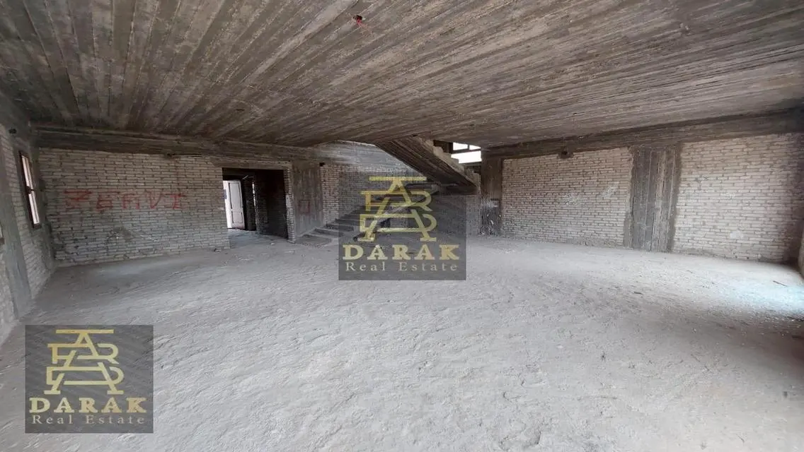 Luxurious Apartment for Sale with 320 sqm Private Garden and Balcony