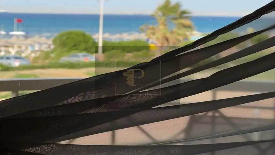 Luxury Apartment with Spacious Living and Amenities