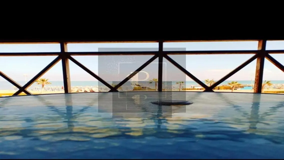 Luxury Apartment for Sale with Lake View and Extensive Space