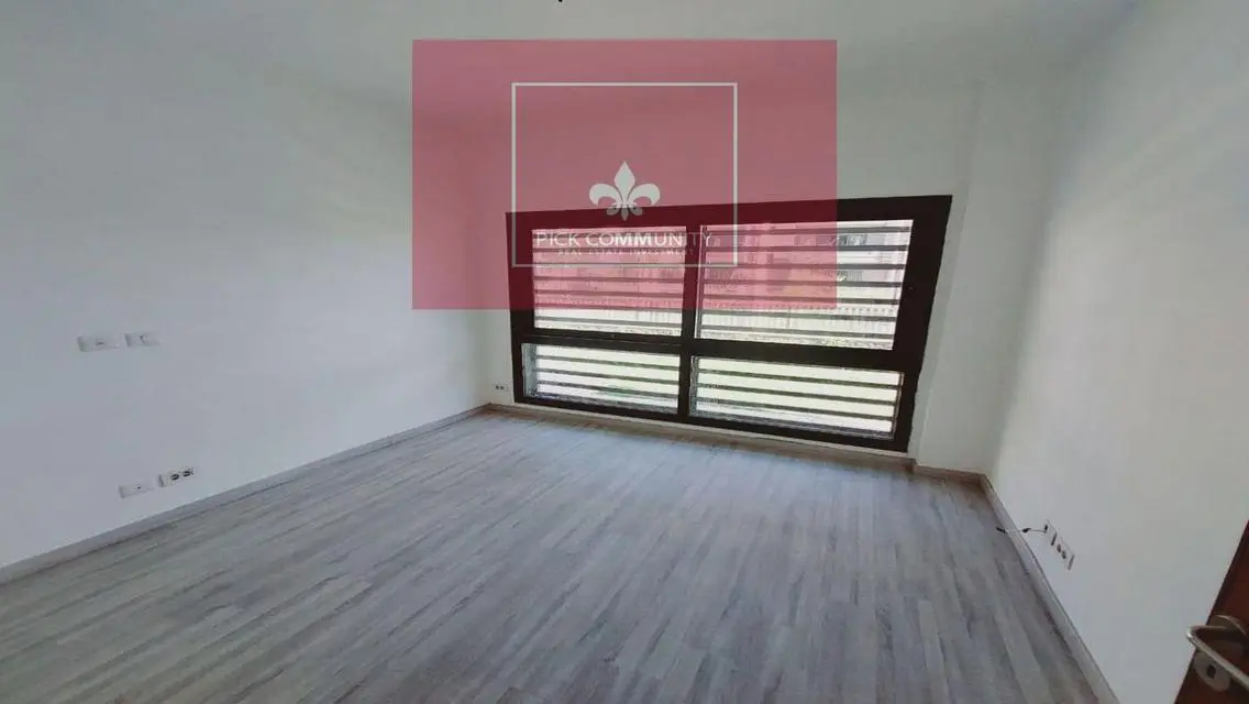 Amazing Investment Opportunity - Luxurious Apartment for Sale