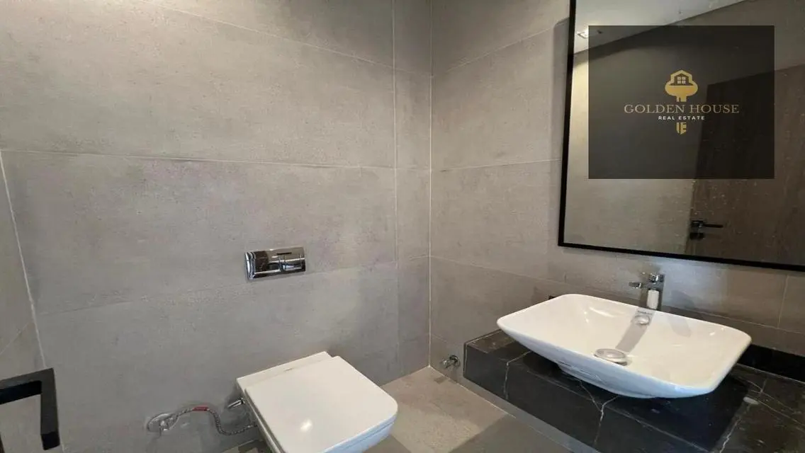 Lake View Apartment for Sale