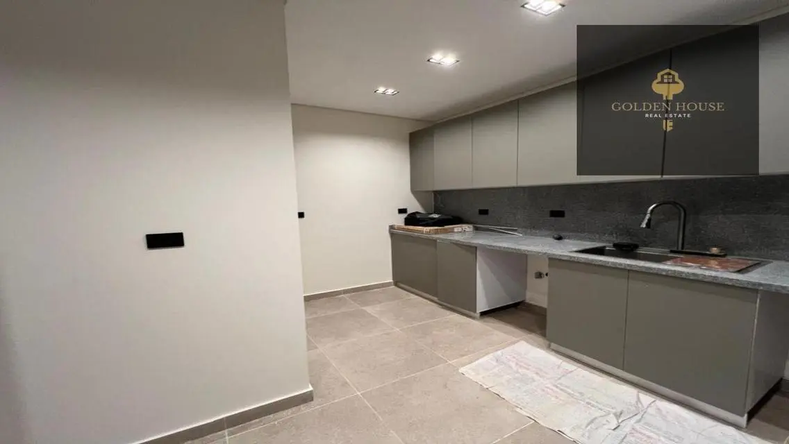 Lake View Apartment for Sale