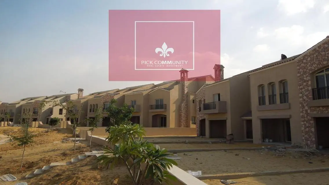 Luxurious Villa for Sale with Private Garden and Study Room