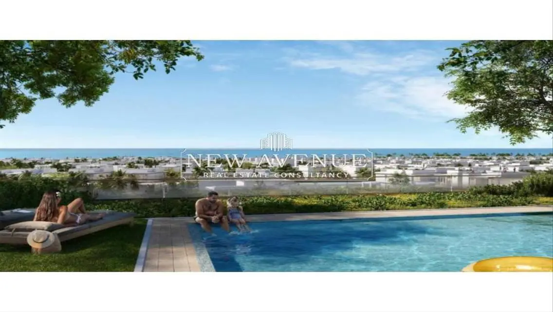 Luxury Property with Spacious Layout in Prime Location