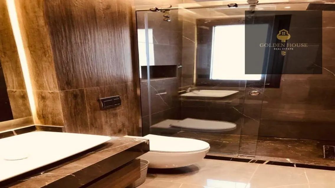 Luxurious Apartment for Sale in Golden Square