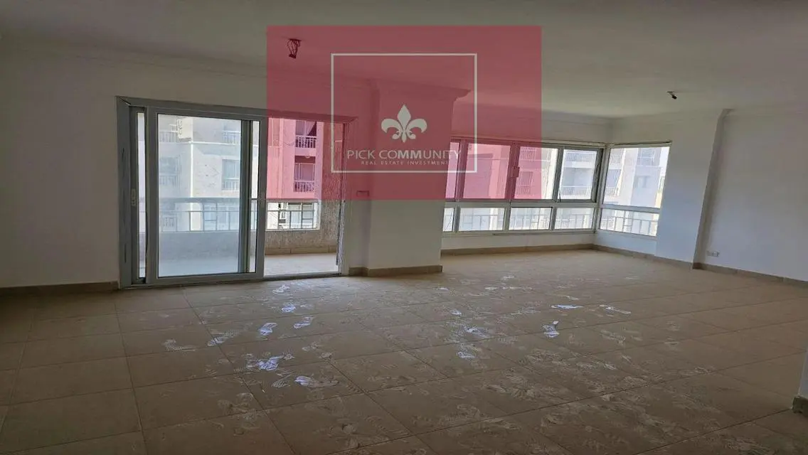 Luxury Apartment with Balcony and Security for Sale