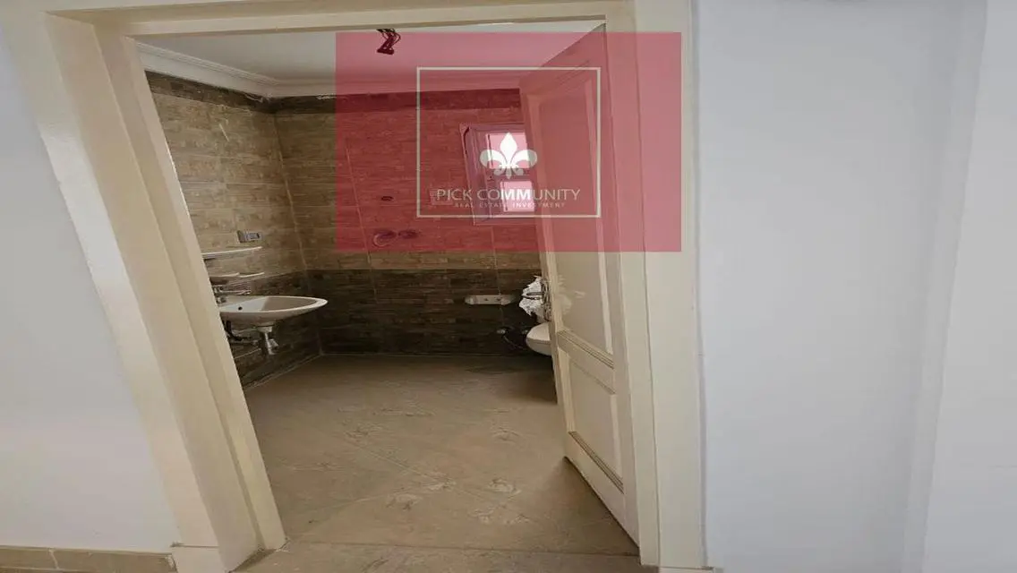 Luxury Apartment with Balcony and Security for Sale