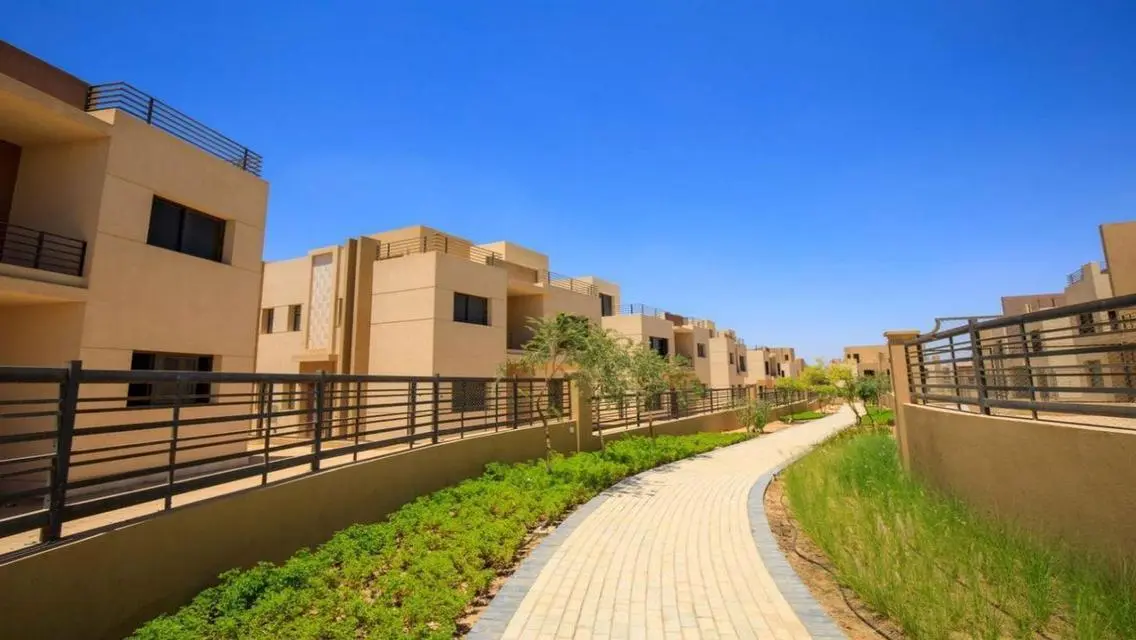 Luxury Villa for Sale with Private Pool and Lake View