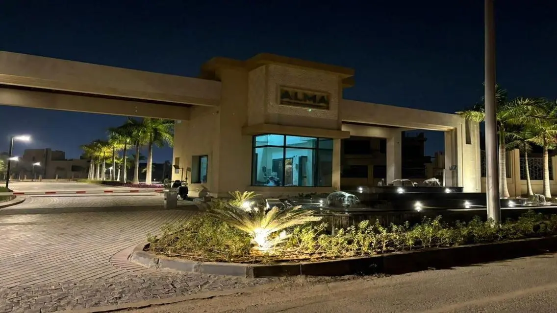 Luxury Villa for Sale with Private Pool and Lake View