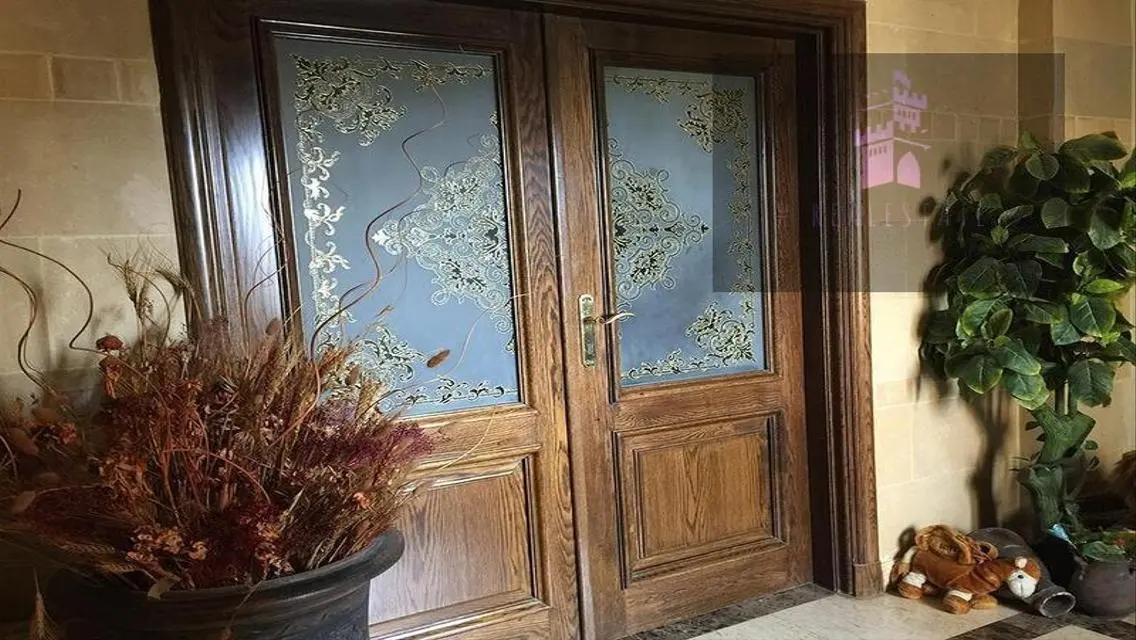 فيلا فاخرة للبيع بمساحة 1000 متر مربع