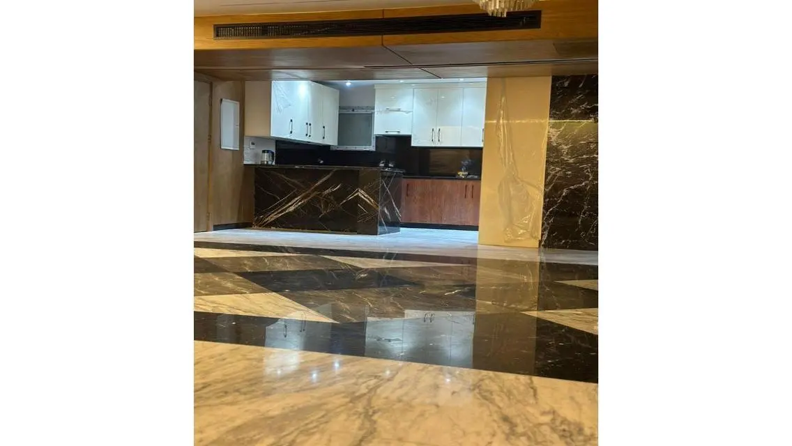Luxury Apartment with Multiple Rooms and Stunning Views