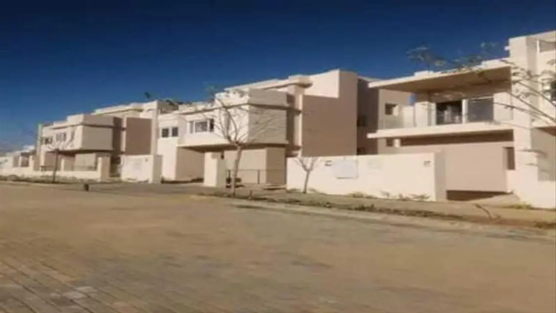 Luxury Villa with Private Garden and Pool