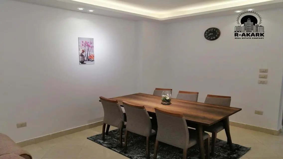 Luxury Apartment for Sale in Akark