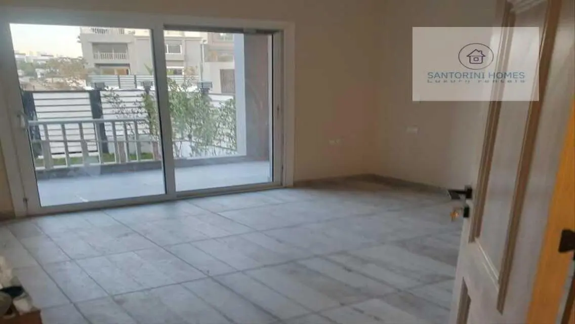 Luxury Apartment for Rent in Santorini