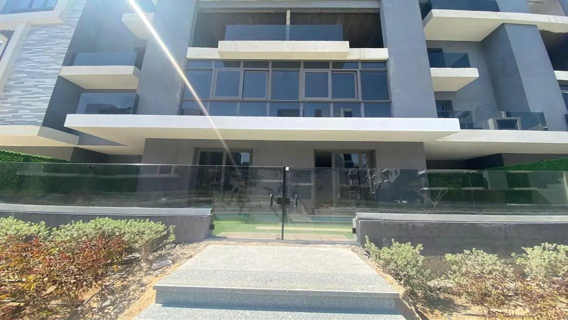 Luxury Apartment at Fairmont & Intercontinental Roland Garros