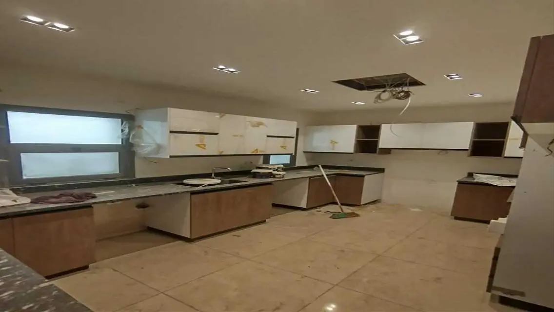 Luxurious Apartment in Eastown 190 with Stunning Views