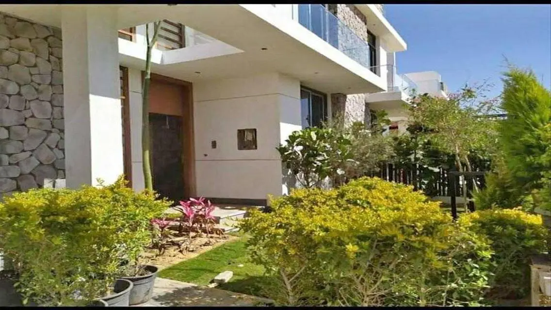 Luxurious Villa for Sale in Prime Location