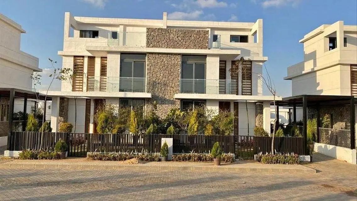 Luxurious Villa for Sale in Prime Location
