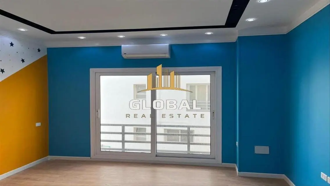 Luxury Apartment in Hyde Park