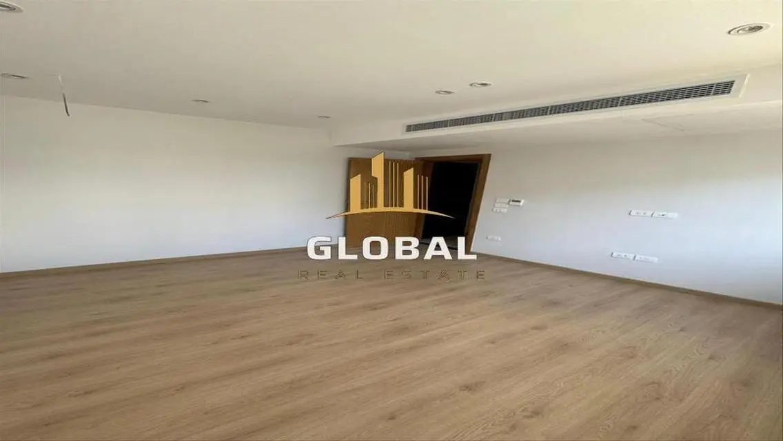 Stunning Apartment in Hyde Park - Unmissable Opportunity