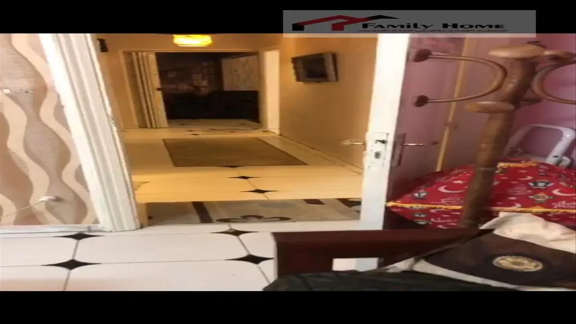 شقة فاخرة للبيع بإطلالة رائعة