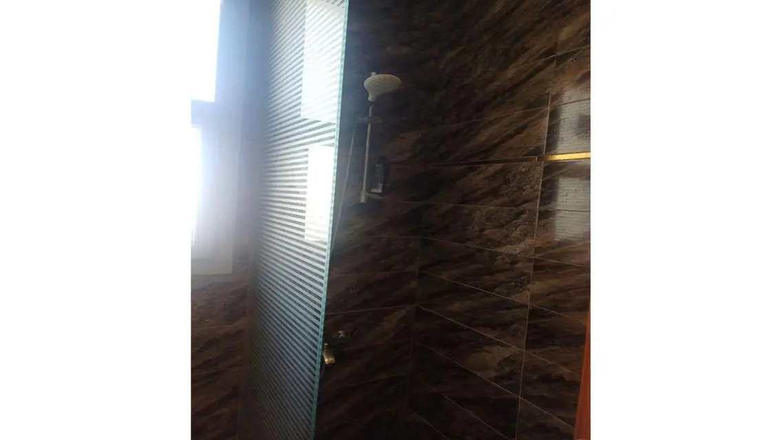 Luxury Apartment with Spacious Amenities