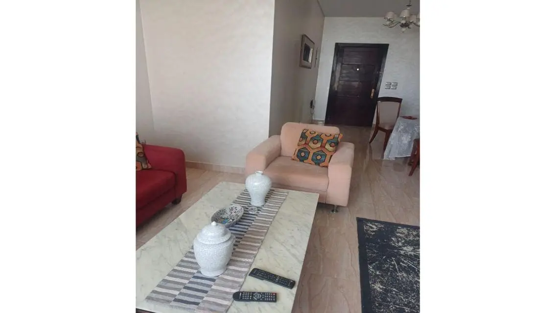 Luxury Apartment with Spacious Amenities