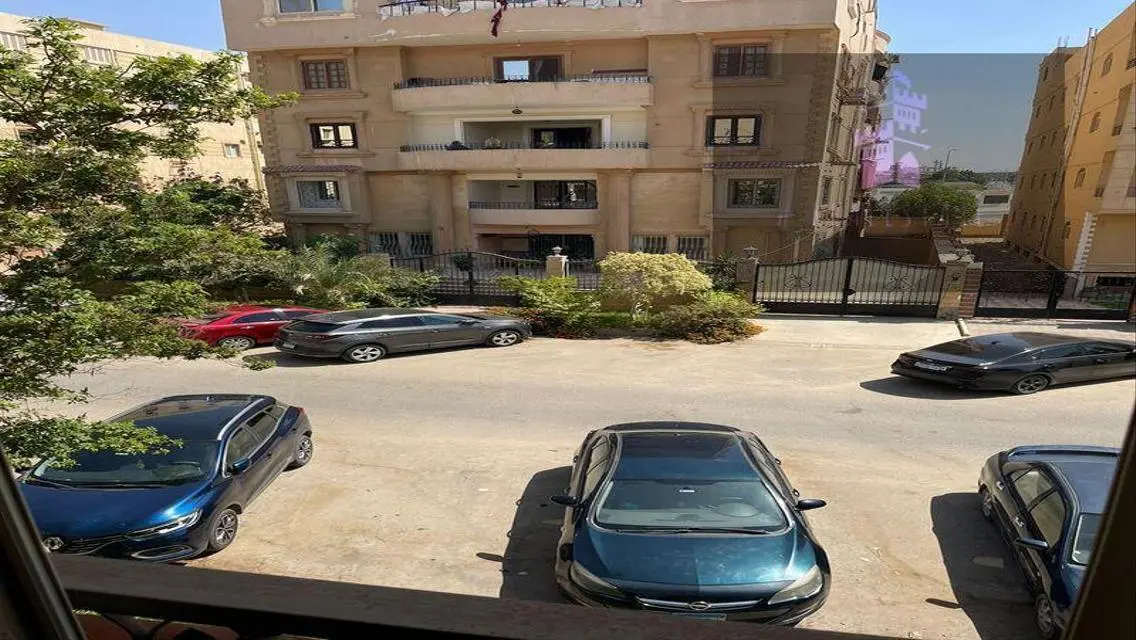 شقة فاخرة للإيجار بسعر 25000