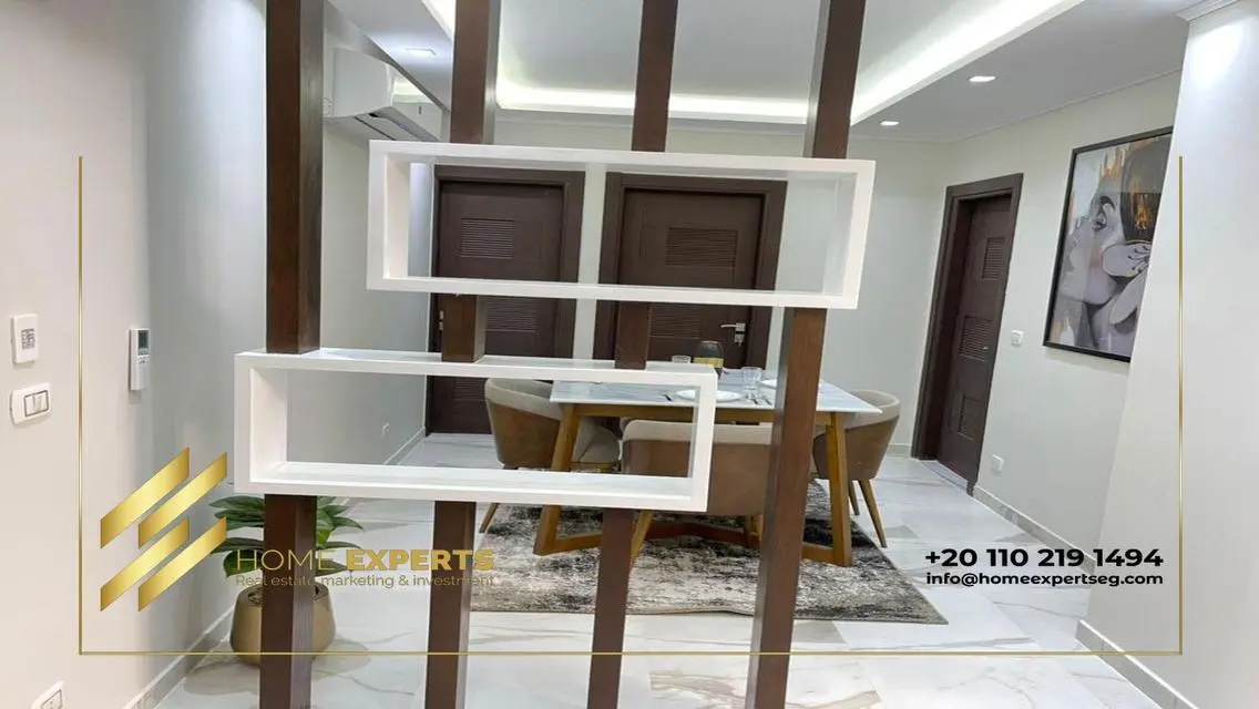 Luxurious Apartment in Olympia Area