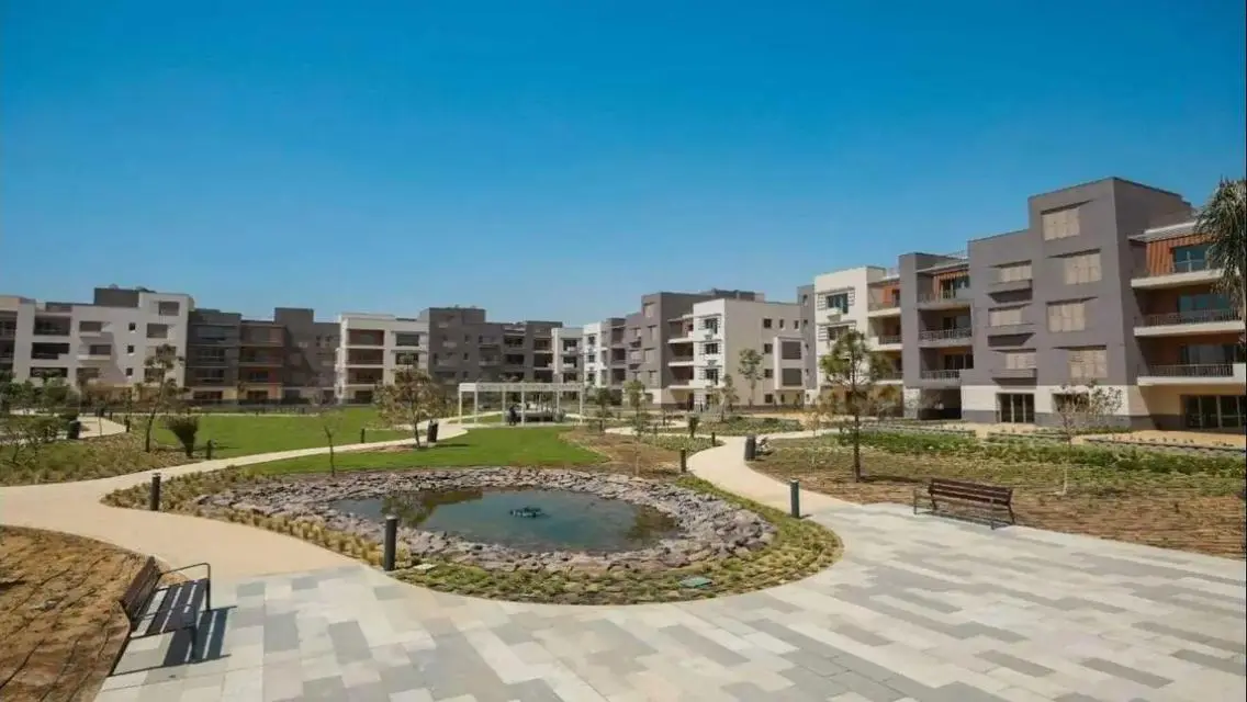 Luxury Apartment for Sale with Spacious Area in the Heart of the City