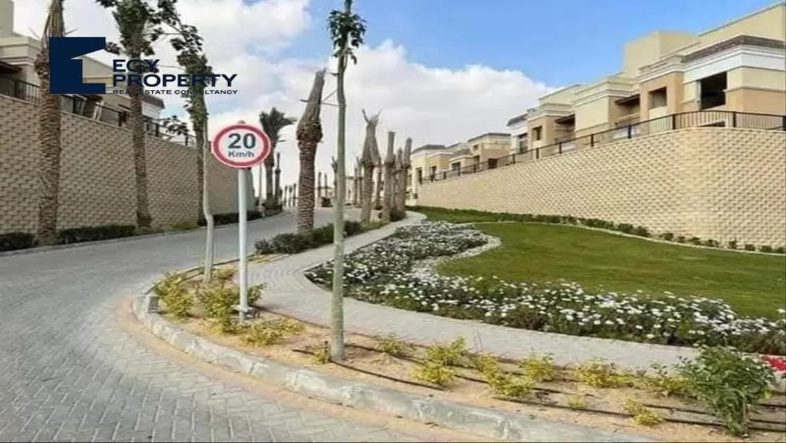 Luxury Apartment in Serviced Residence Area