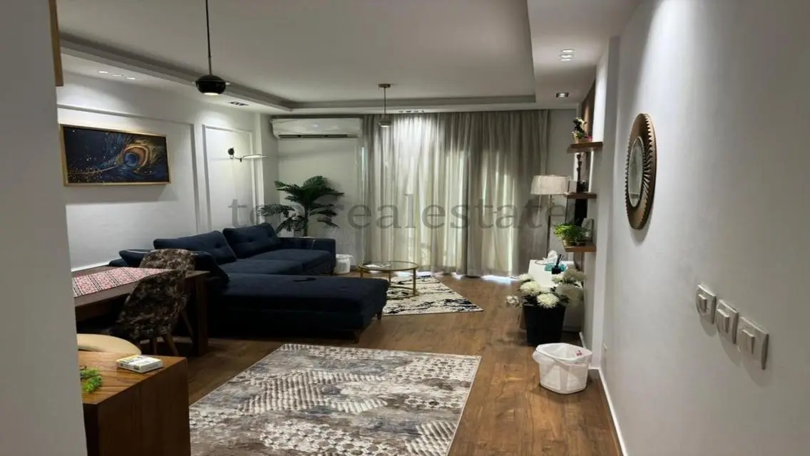 Cozy Apartment with Balcony in the Heart of the City