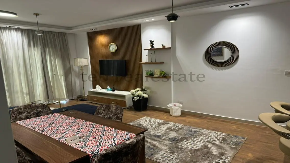 Cozy Apartment with Balcony in the Heart of the City