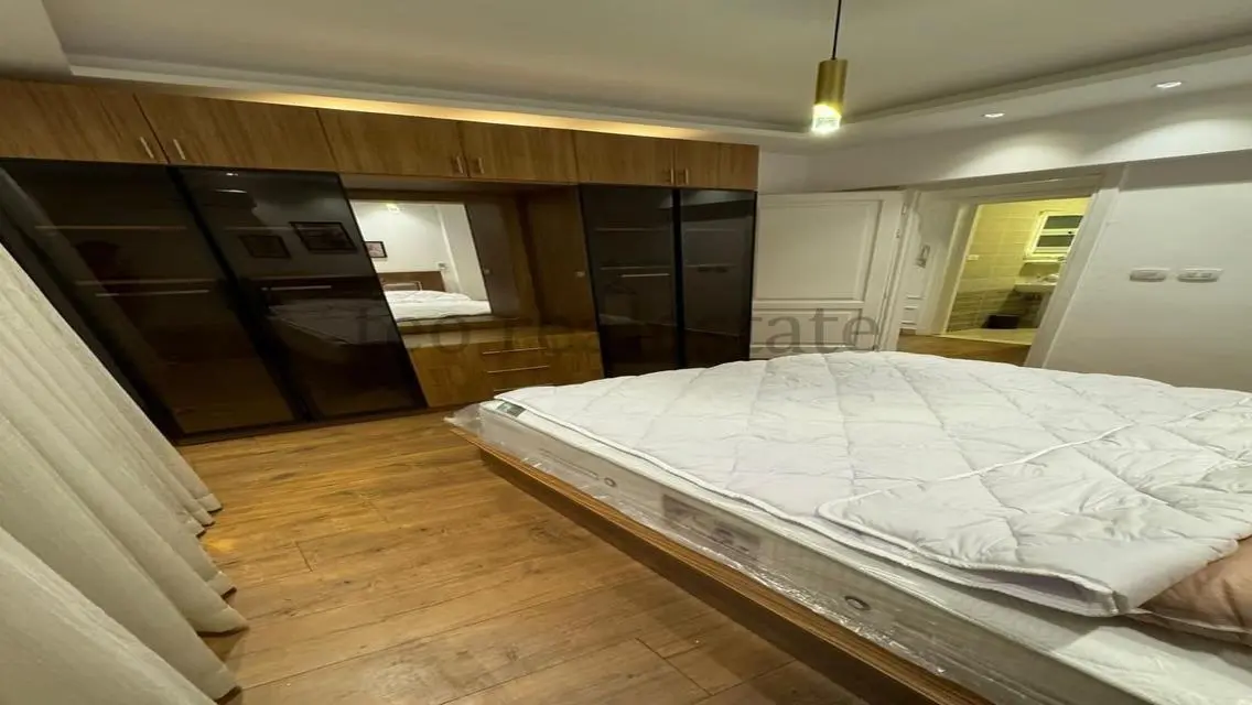 Cozy Apartment with Balcony in the Heart of the City