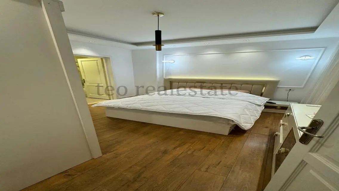 Cozy Apartment with Balcony in the Heart of the City