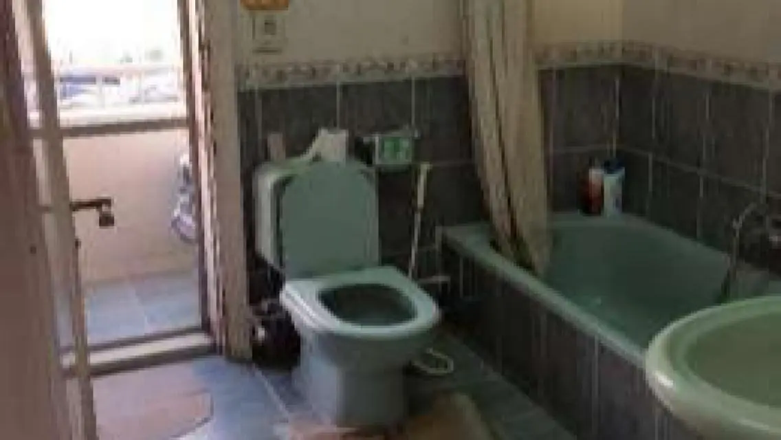شقة حديثة للبيع في منطقة متميزة