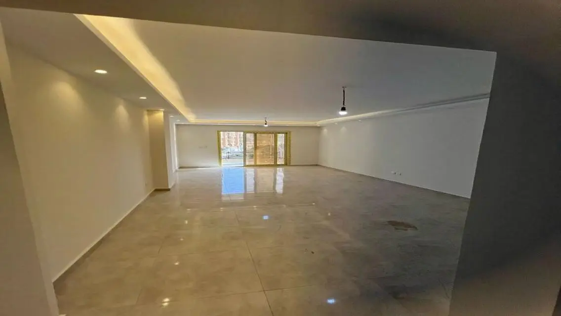 Premium Apartment for Rent with Security Guard at 15000