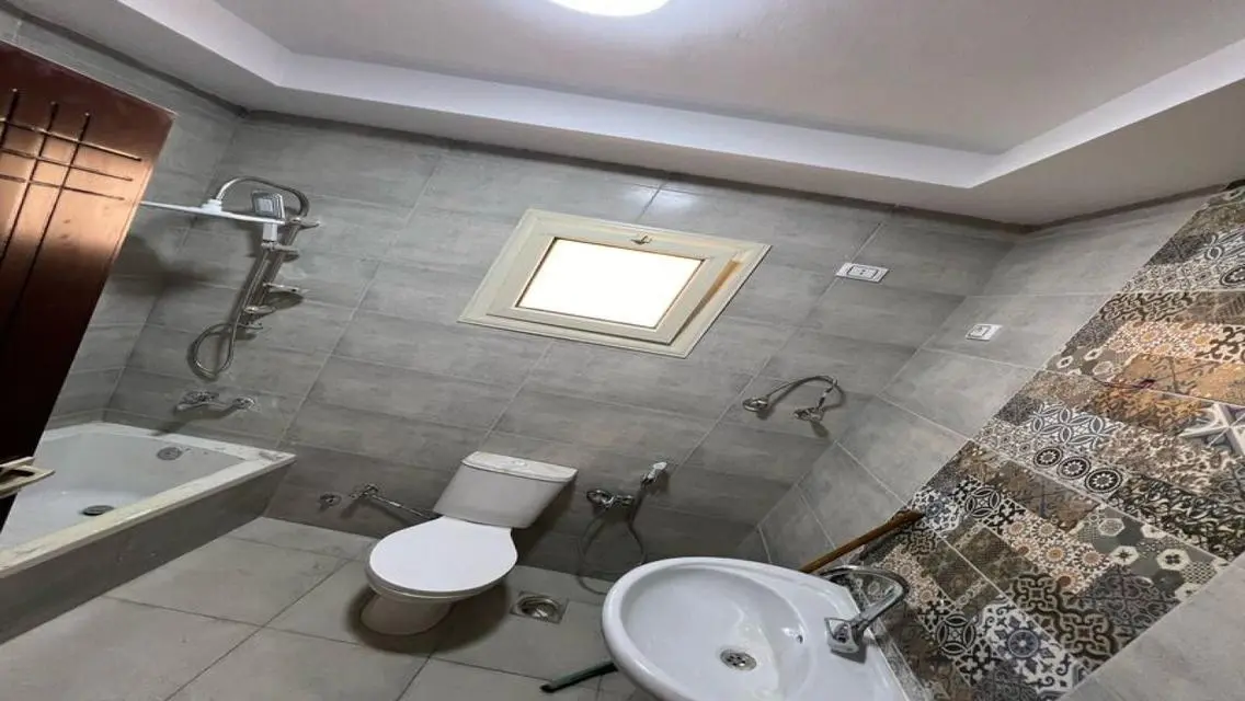 Premium Apartment for Rent with Security Guard at 15000
