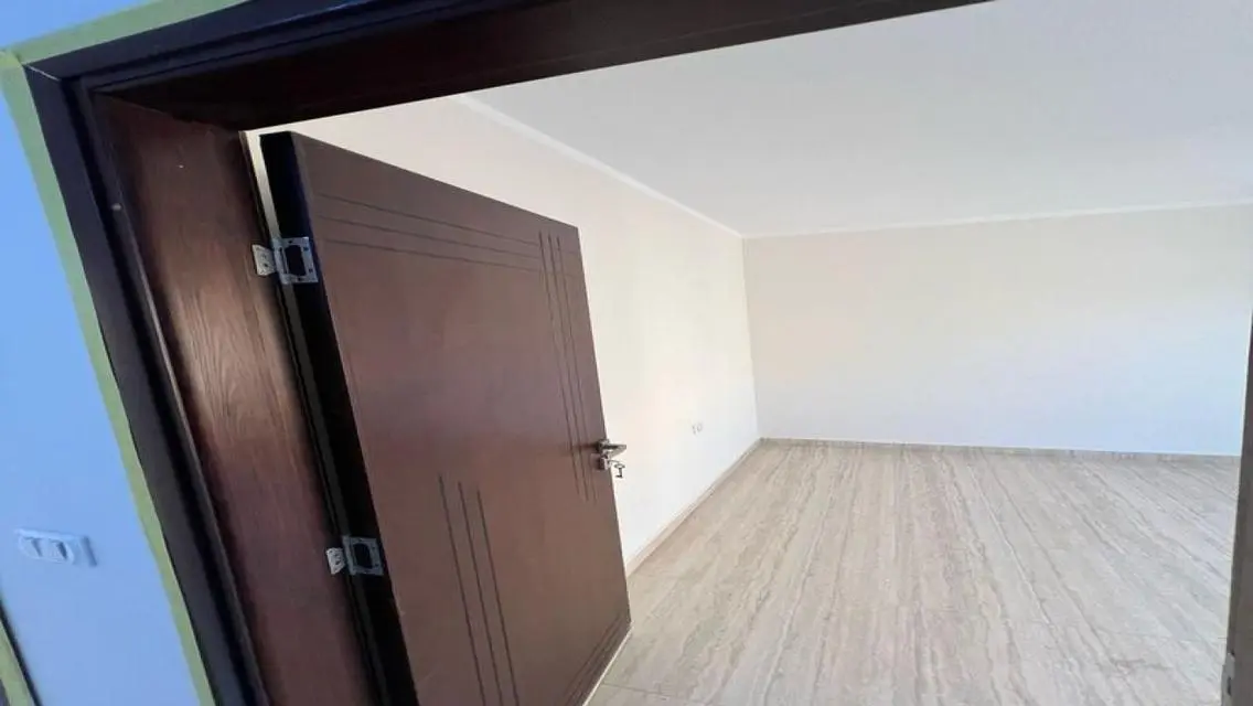 Premium Apartment for Rent with Security Guard at 15000
