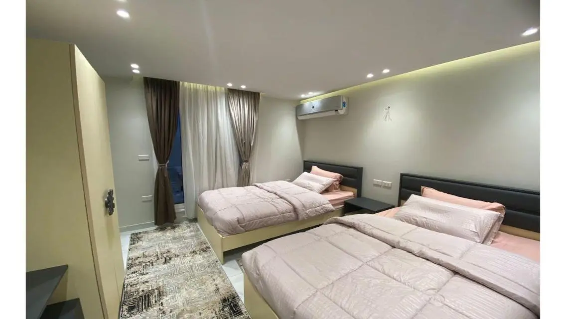 Luxury Apartment with Balcony Overlooking a Landmark