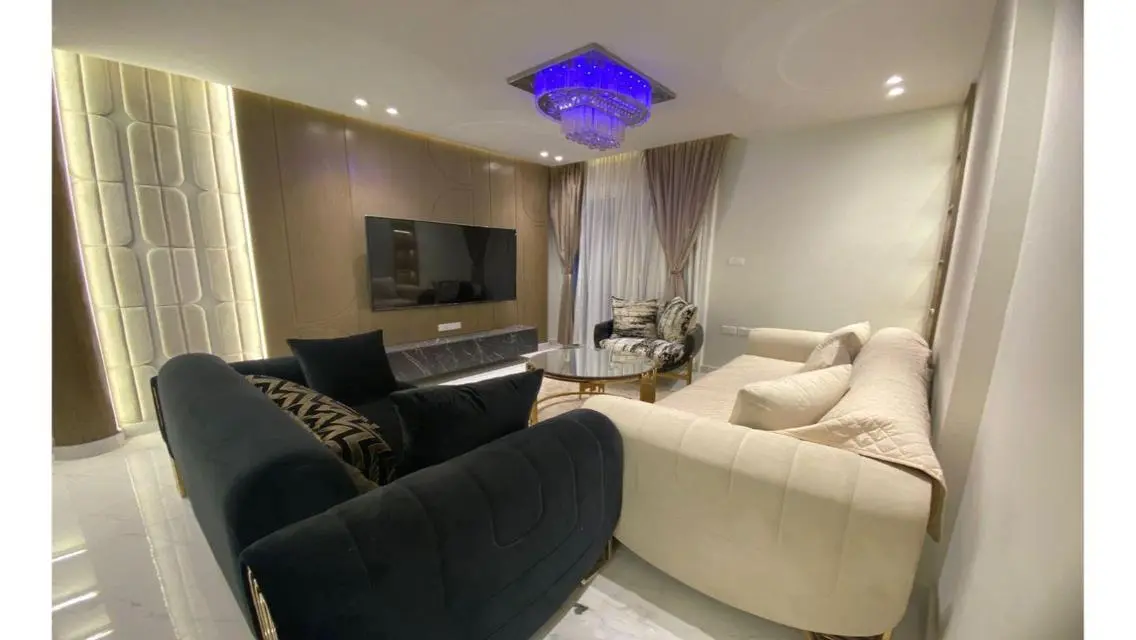 Luxury Apartment with Balcony Overlooking a Landmark