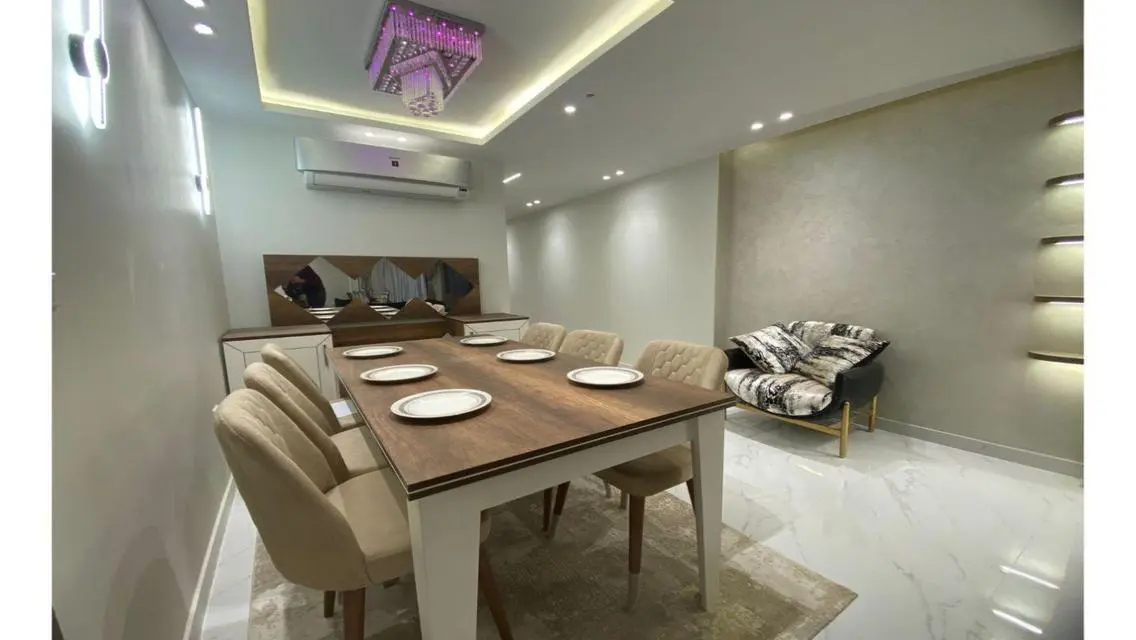 Luxury Apartment with Balcony Overlooking a Landmark
