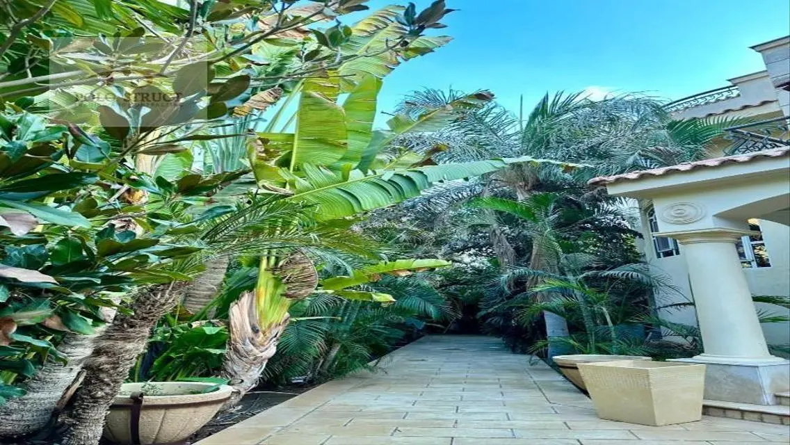 Luxury Villa for Sale with 5 Bedrooms at 12,500,000 EGP