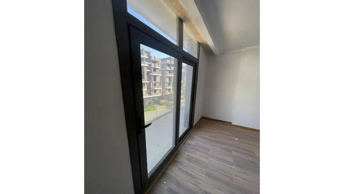 Luxury Apartment for Rent with Full Amenities