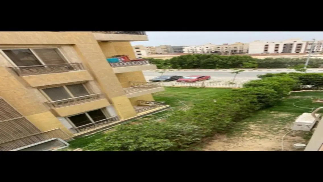 شقة فاخرة بتصميم حديث للإيجار