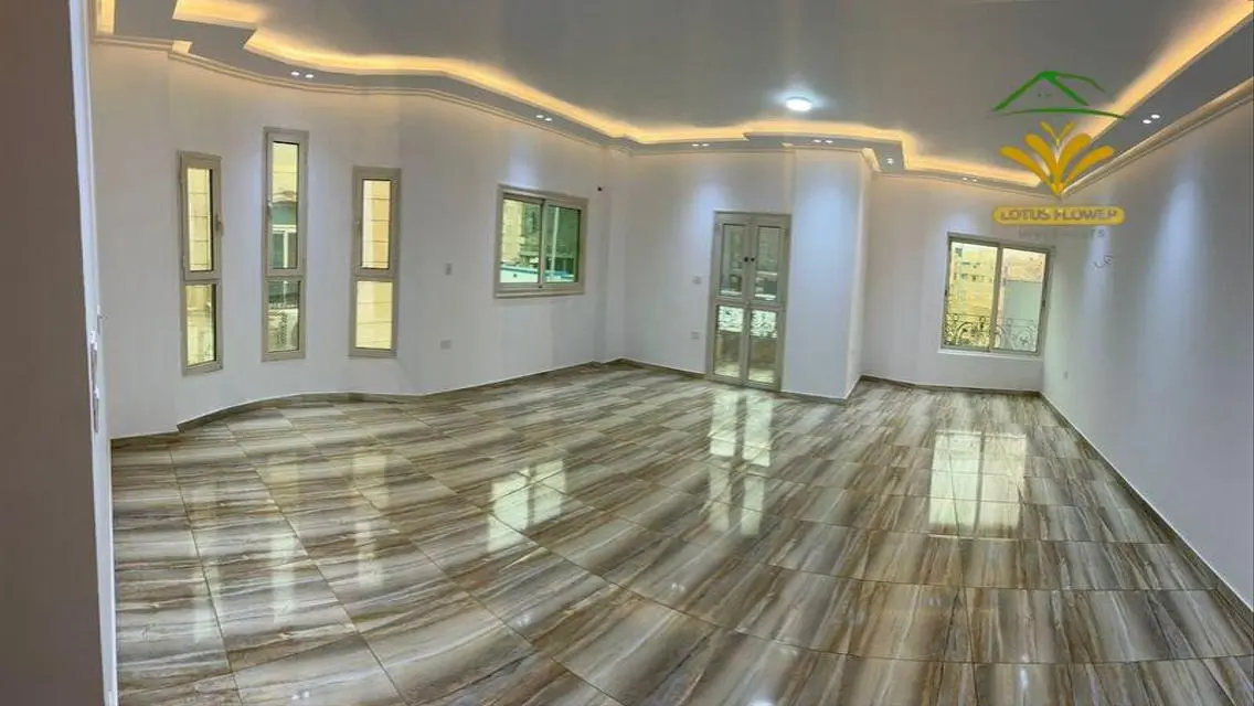 Luxury 250 sqm Apartment for Rent with Security