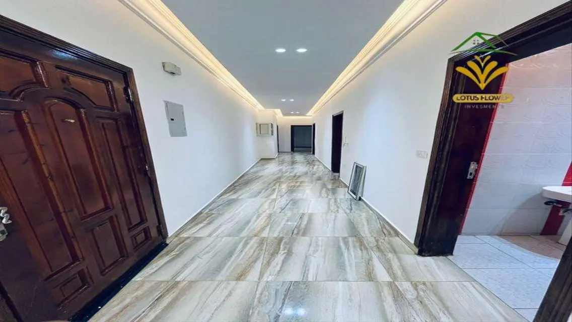 Luxury 250 sqm Apartment for Rent with Security